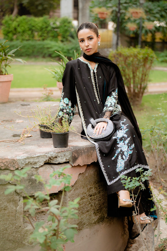 Zarminay (black with teals)