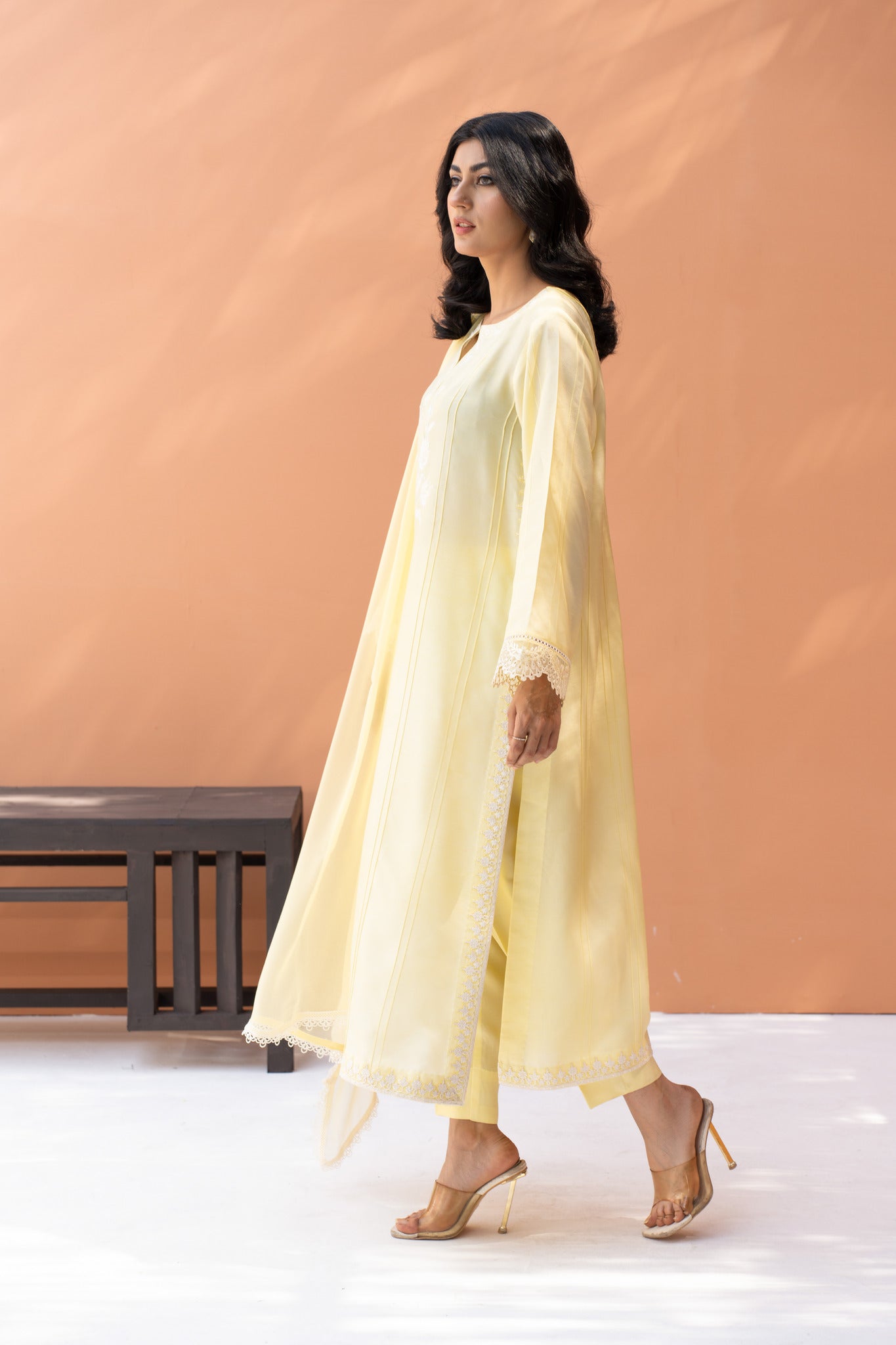 Butter lime (Embroidered)