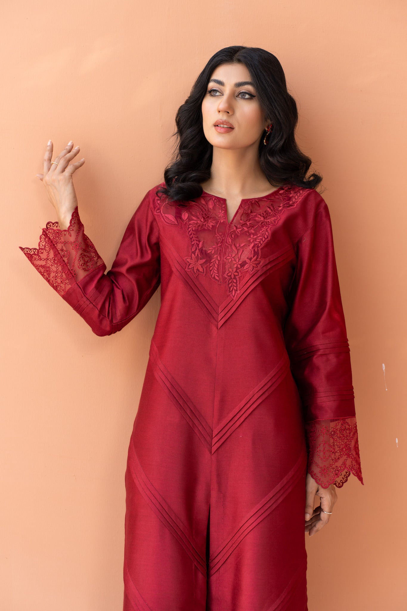 Unmixed Deep Solid Red