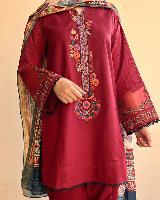 Mehroon delight (3pc)